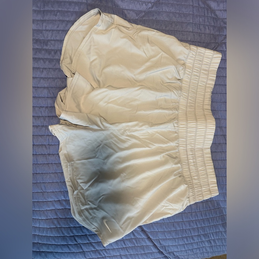 Nike One Shorts